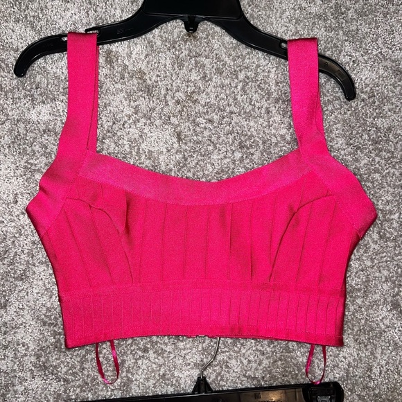 By The Way - Pink Two Piece Skirt And Crop Top
Size XS Set
NWOT - Picture 8 of 12